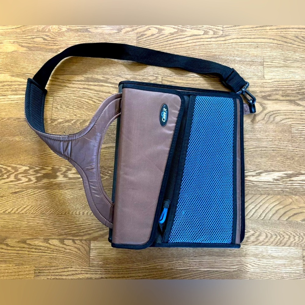 Case It 2 in 1, 1.5" Ring Zipper Binder, Handle Shoulder Strap File Folder Brown